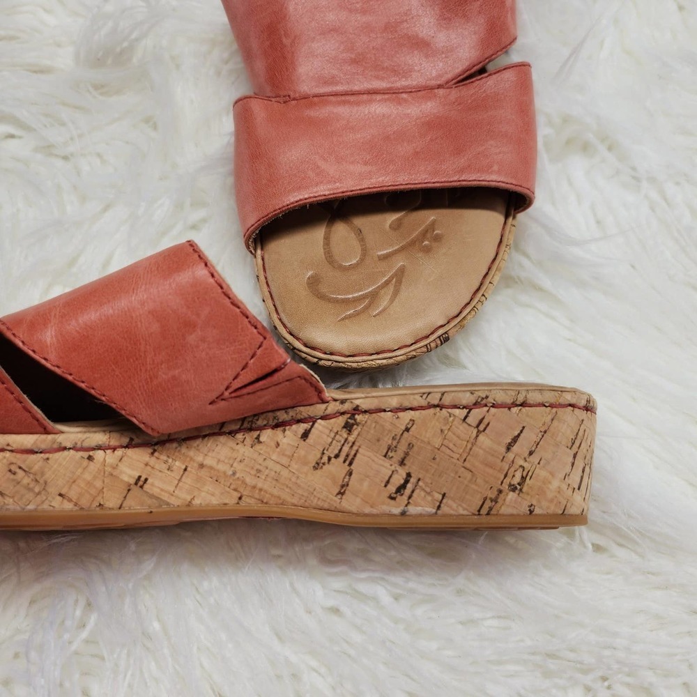 Peachy‎ Pink Born Wedge Sandals Size 9